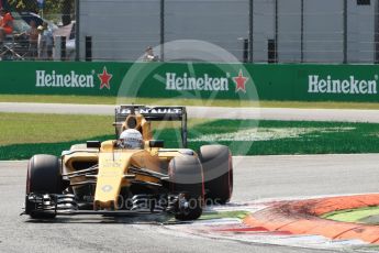 World © Octane Photographic Ltd. Renault Sport F1 Team RS16 - Kevin Magnussen. Saturday 3rd September 2016, F1 Italian GP Qualifying, Monza, Italy. Digital Ref :1705LB1D8158