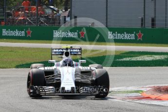 World © Octane Photographic Ltd. Williams Martini Racing, Williams Mercedes FW38 – Valtteri Bottas. Saturday 3rd September 2016, F1 Italian GP Qualifying, Monza, Italy. Digital Ref :1705LB1D8388