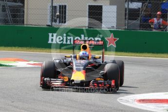 World © Octane Photographic Ltd. Red Bull Racing RB12 – Daniel Ricciardo. Saturday 3rd September 2016, F1 Italian GP Qualifying, Monza, Italy. Digital Ref :1705LB1D8587