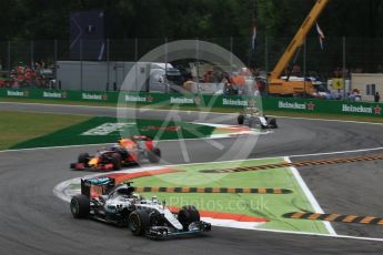 World © Octane Photographic Ltd. Mercedes AMG Petronas W07 Hybrid – Lewis Hamilton, Red Bull Racing RB12 – Daniel Ricciardo and Sahara Force India VJM09 - Sergio Perez. Sunday 4th September 2016, F1 Italian GP Race, Monza, Italy. Digital Ref :1710LB2D7115