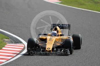 World © Octane Photographic Ltd. Renault Sport F1 Team RS16 - Kevin Magnussen. Friday 7th October 2016, F1 Japanese GP - Practice 1, Suzuka Circuit, Suzuka, Japan. Digital Ref :1728LB1D3706