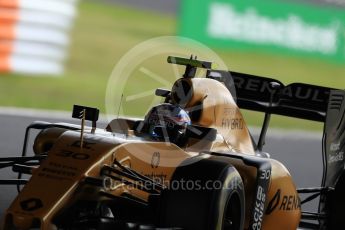 World © Octane Photographic Ltd. Renault Sport F1 Team RS16 – Jolyon Palmer. Friday 7th October 2016, F1 Japanese GP - Practice 2, Suzuka Circuit, Suzuka, Japan. Digital Ref : 1729LB1D4910