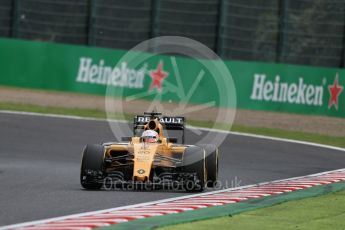World © Octane Photographic Ltd. Renault Sport F1 Team RS16 - Kevin Magnussen. Friday 7th October 2016, F1 Japanese GP - Practice 2, Suzuka Circuit, Suzuka, Japan. Digital Ref : 1729LB1D5163