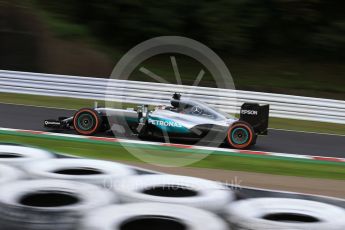 World © Octane Photographic Ltd. Mercedes AMG Petronas W07 Hybrid – Lewis Hamilton. Friday 7th October 2016, F1 Japanese GP - Practice 2. Suzuka Circuit, Suzuka, Japan. Digital Ref : 1729LB2D2205