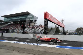 World © Octane Photographic Ltd. Scuderia Ferrari SF16-H – Sebastian Vettel. Saturday 8th October 2016, F1 Japanese GP - Practice 3, Suzuka Circuit, Suzuka, Japan. Digital Ref : 1732LB1D6406