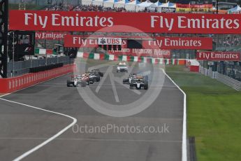 World © Octane Photographic Ltd. Lights out, race starts. Sunday 9th October 2016, F1 Japanese GP - Race. Suzuka Circuit, Suzuka, Japan. Digital Ref :