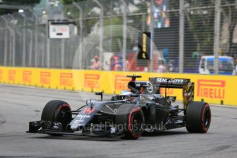 World © Octane Photographic Ltd. McLaren Honda MP4-31 – Fernando Alonso. Saturday 17th September 2016, F1 Singapore GP Practice 3, Marina Bay Circuit, Singapore. Digital Ref : 1720CB5D5849