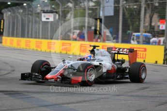 World © Octane Photographic Ltd. Haas F1 Team VF-16 – Romain Grosjean. Saturday 17th September 2016, F1 Singapore GP Practice 3, Marina Bay Circuit, Singapore. Digital Ref : 1720CB5D5886