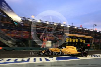 World © Octane Photographic Ltd. Renault Sport F1 Team RS16 – Jolyon Palmer. Saturday 17th September 2016, F1 Singapore GP Practice 3, Marina Bay Circuit, Singapore. Digital Ref : 1720LB2D0244