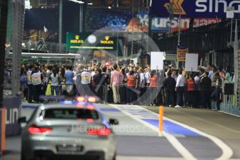 World © Octane Photographic Ltd. Pre-qualifying pit walk. Saturday 17th September 2016, F1 Singapore GP Qualifying, Marina Bay Circuit, Singapore. Digital Ref :1721CB1D6542