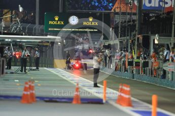 World © Octane Photographic Ltd. Manor Racing MRT05 - Pascal Wehrlein is the first to line up to start the qualifying session. Saturday 17th September 2016, F1 Singapore GP Qualifying, Marina Bay Circuit, Singapore. Digital Ref :1721CB1D6562