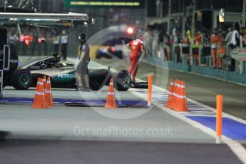 World © Octane Photographic Ltd. Mercedes AMG Petronas W07 Hybrid – Lewis Hamilton. Saturday 17th September 2016, F1 Singapore GP Qualifying, Marina Bay Circuit, Singapore. Digital Ref :1721CB1D6570