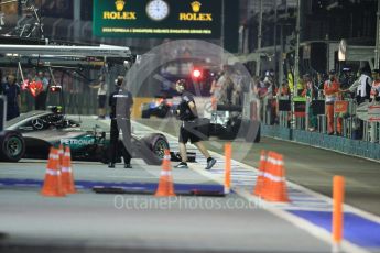 World © Octane Photographic Ltd. Mercedes AMG Petronas W07 Hybrid – Nico Rosberg and Lewis Hamilton. Saturday 17th September 2016, F1 Singapore GP Qualifying, Marina Bay Circuit, Singapore. Digital Ref :1721CB1D6578