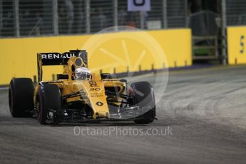 World © Octane Photographic Ltd. Renault Sport F1 Team RS16 - Kevin Magnussen. Saturday 17th September 2016, F1 Singapore GP Qualifying, Marina Bay Circuit, Singapore. Digital Ref :1721CB1D6686