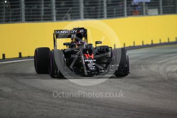 World © Octane Photographic Ltd. McLaren Honda MP4-31 – Fernando Alonso. Saturday 17th September 2016, F1 Singapore GP Qualifying, Marina Bay Circuit, Singapore. Digital Ref :1721CB1D6827