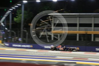 World © Octane Photographic Ltd. Scuderia Toro Rosso STR11 – Carlos Sainz. Saturday 17th September 2016, F1 Singapore GP Qualifying, Marina Bay Circuit, Singapore. Digital Ref :1721CB5D5973