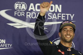 World © Octane Photographic Ltd. Red Bull Racing RB12 – Daniel Ricciardo. Saturday 17th September 2016, F1 Singapore GP Qualifying, Marina Bay Circuit, Singapore. Digital Ref :1721LB1D1006