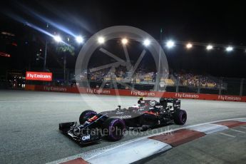 World © Octane Photographic Ltd. McLaren Honda MP4-31 – Jenson Button. Saturday 17th September 2016, F1 Singapore GP Qualifying, Marina Bay Circuit, Singapore. Digital Ref :1721LB2D0403
