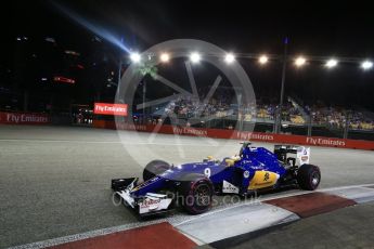World © Octane Photographic Ltd. Sauber F1 Team C35 – Marcus Ericsson. Saturday 17th September 2016, F1 Singapore GP Qualifying, Marina Bay Circuit, Singapore. Digital Ref :1721LB2D0536