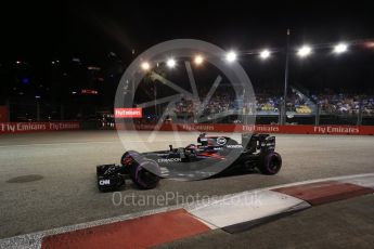 World © Octane Photographic Ltd. McLaren Honda MP4-31 – Fernando Alonso. Saturday 17th September 2016, F1 Singapore GP Qualifying, Marina Bay Circuit, Singapore. Digital Ref :1721LB2D0682