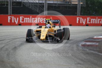 World © Octane Photographic Ltd. Renault Sport F1 Team RS16 – Jolyon Palmer. Friday 16th September 2016, F1 Singapore GP Practice 1, Marina Bay Circuit, Singapore. Digital Ref :