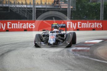 World © Octane Photographic Ltd. McLaren Honda MP4-31 – Jenson Button. Friday 16th September 2016, F1 Singapore GP Practice 1, Marina Bay Circuit, Singapore. Digital Ref :