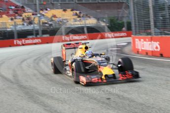 World © Octane Photographic Ltd. Red Bull Racing RB12 – Daniel Ricciardo. Friday 16th September 2016, F1 Singapore GP Practice 1, Marina Bay Circuit, Singapore. Digital Ref :