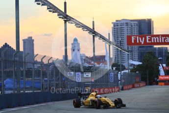 World © Octane Photographic Ltd. Renault Sport F1 Team RS16 - Kevin Magnussen. Friday 16th September 2016, F1 Singapore GP Practice 1, Marina Bay Circuit, Singapore. Digital Ref :
