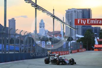 World © Octane Photographic Ltd. McLaren Honda MP4-31 – Fernando Alonso. Friday 16th September 2016, F1 Singapore GP Practice 1, Marina Bay Circuit, Singapore. Digital Ref :
