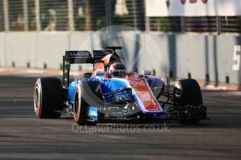 World © Octane Photographic Ltd. Manor Racing MRT05 - Pascal Wehrlein. Friday 16th September 2016, F1 Singapore GP Practice 1, Marina Bay Circuit, Singapore. Digital Ref :