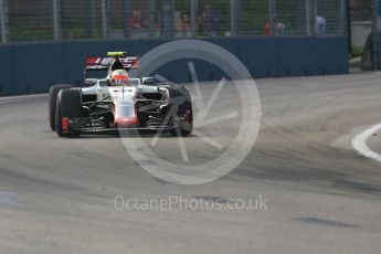 World © Octane Photographic Ltd. Haas F1 Team VF-16 - Esteban Gutierrez. Friday 16th September 2016, F1 Singapore GP Practice 1, Marina Bay Circuit, Singapore. Digital Ref :