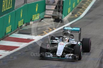 World © Octane Photographic Ltd. Mercedes AMG Petronas W07 Hybrid with Halo – Lewis Hamilton. Friday 16th September 2016, F1 Singapore GP Practice 1, Marina Bay Circuit, Singapore. Digital Ref :