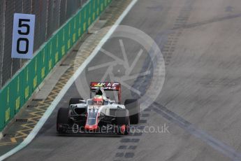 World © Octane Photographic Ltd. Haas F1 Team VF-16 - Esteban Gutierrez. Friday 16th September 2016, F1 Singapore GP Practice 1, Marina Bay Circuit, Singapore. Digital Ref :