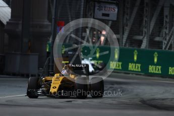 World © Octane Photographic Ltd. Renault Sport F1 Team RS16 – Jolyon Palmer. Friday 16th September 2016, F1 Singapore GP Practice 1, Marina Bay Circuit, Singapore. Digital Ref : 1716LB1D9855