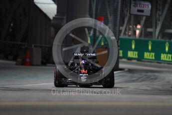 World © Octane Photographic Ltd. McLaren Honda MP4-31 – Fernando Alonso. Friday 16th September 2016, F1 Singapore GP Practice 1, Marina Bay Circuit, Singapore. Digital Ref : 1716LB1D9877
