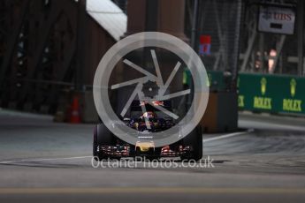 World © Octane Photographic Ltd. Scuderia Toro Rosso STR11 – Daniil Kvyat. Friday 16th September 2016, F1 Singapore GP Practice 1, Marina Bay Circuit, Singapore. Digital Ref : 1716LB1D9891