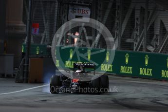 World © Octane Photographic Ltd. McLaren Honda MP4-31 – Jenson Button. Friday 16th September 2016, F1 Singapore GP Practice 1, Marina Bay Circuit, Singapore. Digital Ref : 1716LB1D9931