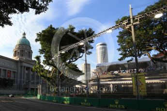World © Octane Photographic Ltd. Williams Martini Racing, Williams Mercedes FW38 – Valtteri Bottas. Friday 16th September 2016, F1 Singapore GP Practice 1, Marina Bay Circuit, Singapore. Digital Ref : 1716LB2D8466