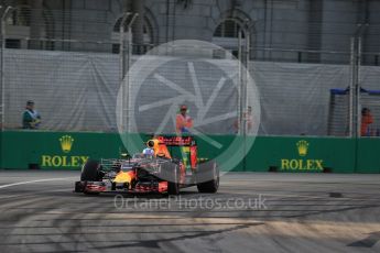 World © Octane Photographic Ltd. Red Bull Racing RB12 – Daniel Ricciardo. Friday 16th September 2016, F1 Singapore GP Practice 1, Marina Bay Circuit, Singapore. Digital Ref :