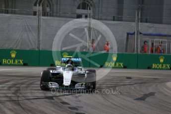 World © Octane Photographic Ltd. Mercedes AMG Petronas W07 Hybrid – Nico Rosberg. Friday 16th September 2016, F1 Singapore GP Practice 1, Marina Bay Circuit, Singapore. Digital Ref : 1716LB2D8567