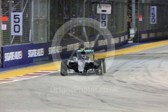 World © Octane Photographic Ltd. Mercedes AMG Petronas W07 Hybrid – Nico Rosberg. Friday 16th September 2016, F1 Singapore GP Practice 2, Marina Bay Circuit, Singapore. Digital Ref : 1717CB5D4889