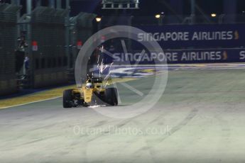 World © Octane Photographic Ltd. Renault Sport F1 Team RS16 - Kevin Magnussen. Friday 16th September 2016, F1 Singapore GP Practice 2, Marina Bay Circuit, Singapore. Digital Ref : 1717CB5D4907