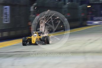 World © Octane Photographic Ltd. Renault Sport F1 Team RS16 - Kevin Magnussen. Friday 16th September 2016, F1 Singapore GP Practice 2, Marina Bay Circuit, Singapore. Digital Ref : 1717CB5D4912