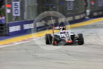 World © Octane Photographic Ltd. Haas F1 Team VF-16 – Romain Grosjean. Friday 16th September 2016, F1 Singapore GP Practice 2, Marina Bay Circuit, Singapore. Digital Ref : 1717CB5D4970