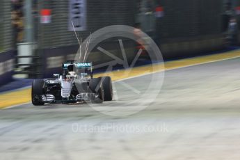 World © Octane Photographic Ltd. Mercedes AMG Petronas W07 Hybrid – Lewis Hamilton. Friday 16th September 2016, F1 Singapore GP Practice 2, Marina Bay Circuit, Singapore. Digital Ref : 1717CB5D4978