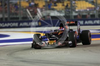 World © Octane Photographic Ltd. Scuderia Toro Rosso STR11 – Daniil Kvyat. Friday 16th September 2016, F1 Singapore GP Practice 2, Marina Bay Circuit, Singapore. Digital Ref : 1717CB5D5209