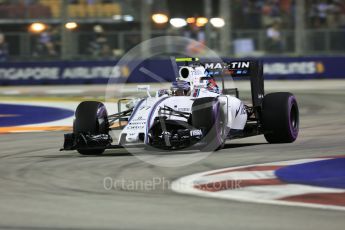 World © Octane Photographic Ltd. Williams Martini Racing, Williams Mercedes FW38 – Valtteri Bottas. Friday 16th September 2016, F1 Singapore GP Practice 2, Marina Bay Circuit, Singapore. Digital Ref : 1717CB5D5400