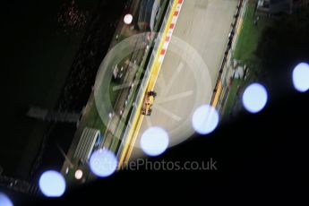 World © Octane Photographic Ltd. Renault Sport F1 Team RS16 - Kevin Magnussen. Friday 16th September 2016, F1 Singapore GP Practice 2, Marina Bay Circuit, Singapore. Digital Ref : 1717LB2D9612
