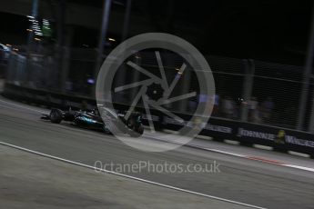 World © Octane Photographic Ltd. Mercedes AMG Petronas W07 Hybrid – Nico Rosberg. Friday 16th September 2016, F1 Singapore GP Practice 2, Marina Bay Circuit, Singapore. Digital Ref : 1717LB2D9937