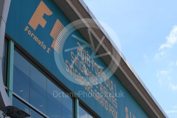 World © Octane Photographic Ltd. Thursday 15th September 2016, F1 Singapore GP Pitlane, Marina Bay Circuit, Singapore. Digital Ref : 1713LB1D8623